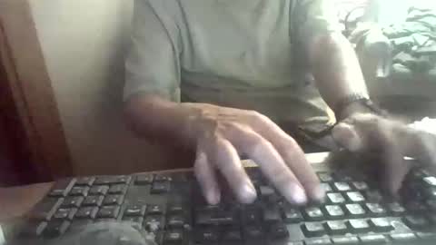 Snapshot of peyo873996 chatting on 04-22-26, 07:26 peyo873996 online show from 04-22-26, 07:26