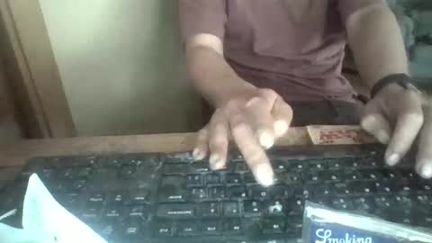 Snapshot of peyo873996 chatting on 04-26-26, 06:16 peyo873996 online show from 04-26-26, 06:16