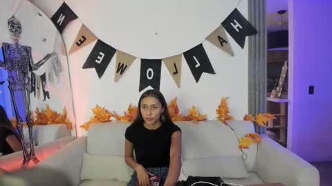 Peyton   online show from 10-09-25, 01:58