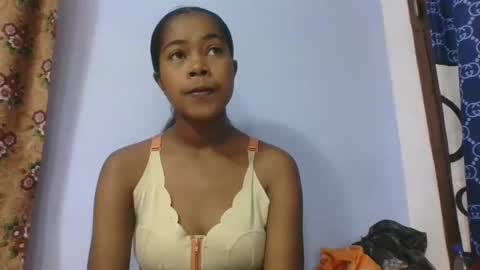 phania185885 online show from 03-26-26, 10:21