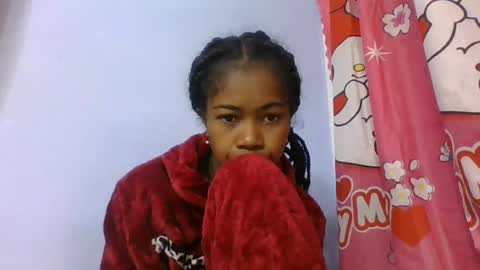 phania185885 online show from 07-07-26, 06:47