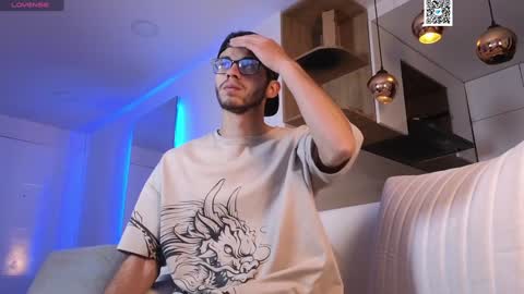 phantom_bigger1 online show from 02-04-25, 10:54