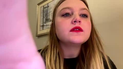 Snapshot of phatassblond chatting on 01-02-25, 01:17 PhatAssBlond online show from 01-02-25, 01:17