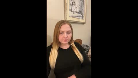 Snapshot of phatassblond chatting on 01-20-25, 02:43 PhatAssBlond online show from 01-20-25, 02:43