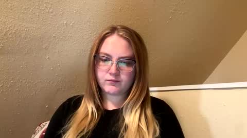 Snapshot of phatassblond chatting on 01-31-25, 06:47 PhatAssBlond online show from 01-31-25, 06:47