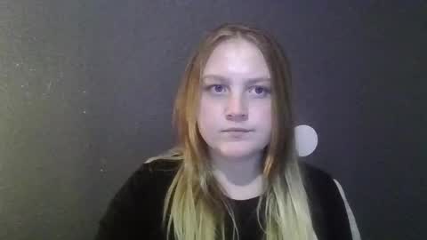 Snapshot of phatassblond chatting on 03-05-25, 03:18 PhatAssBlond online show from 03-05-25, 03:18