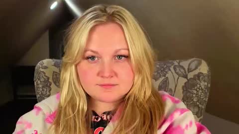 PhatAssBlond online show from 05-02-26, 03:44