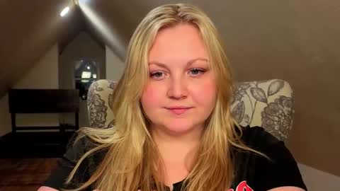 PhatAssBlond online show from 05-07-26, 02:50