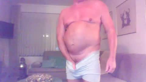 Phil online show from 10-20-25, 07:36