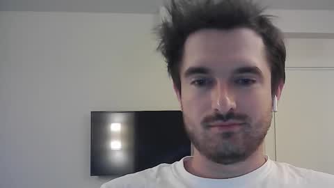 PhilipBorison online show from 09-18-25, 04:14