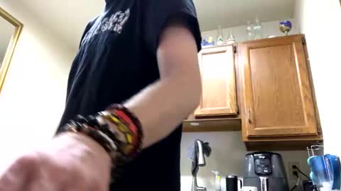 Phil online show from 01-04-25, 01:21