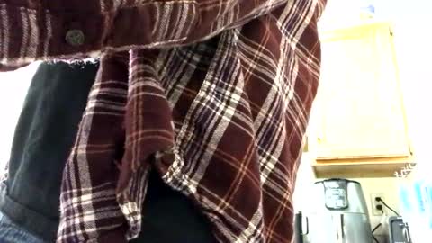 Phil online show from 01-06-25, 12:27