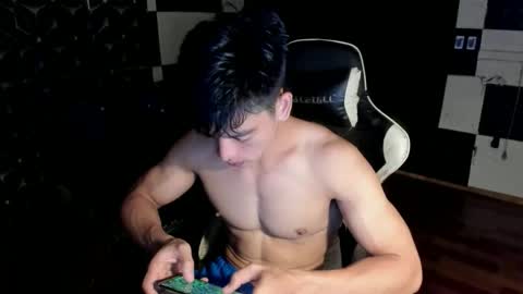 AJ online show from 11-18-25, 10:20