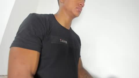 Snapshot of philip_cuellar chatting on 07-19-26, 01:48 philip_cuellar online show from 07-19-26, 01:48