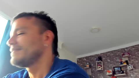 Snapshot of philipe_inzagui chatting on 03-10-25, 10:34 Philipe online show from 03-10-25, 10:34