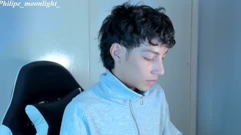 Phil.   INDEPENDENT MODEL online show from 02-28-25, 08:20