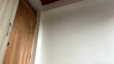 Snapshot of phillip_brownn chatting on 10-16-25, 12:06 PHILLIP online show from 10-16-25, 12:06