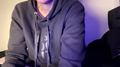 Snapshot of phillip_brownn chatting on 01-14-26, 12:11 PHILLIP online show from 01-14-26, 12:11