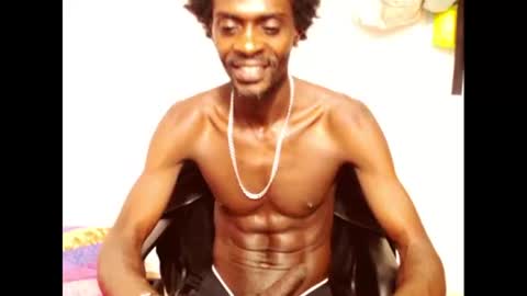 Snapshot of phillipp_hott chatting on 01-28-25, 11:28 2 pac shakur online show from 01-28-25, 11:28