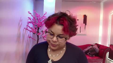 Phoenix  online show from 09-17-25, 03:19