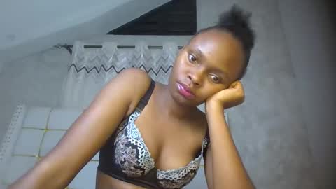 phoebe online show from 02-27-26, 08:20