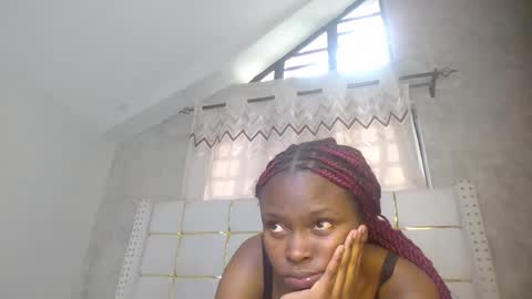 phoebe online show from 03-16-26, 05:44