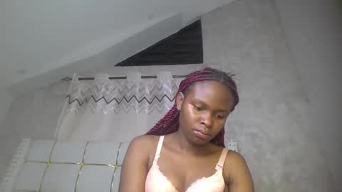 phoebe online show from 03-24-26, 07:08