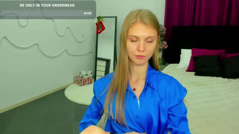 Phoebe online show from 12-20-24, 04:25