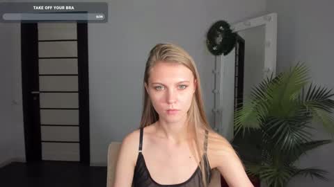 Phoebe online show from 12-23-24, 12:19