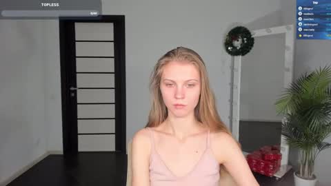 Phoebe online show from 01-10-25, 07:14