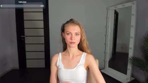Phoebe online show from 01-24-25, 12:20