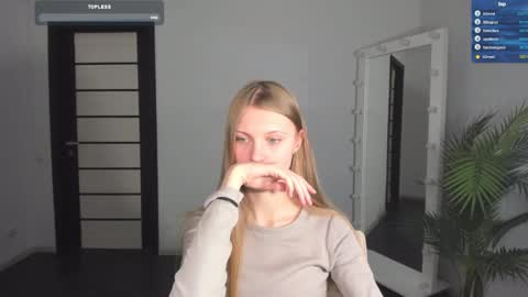 Phoebe online show from 02-12-25, 12:12