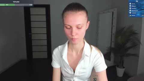 Phoebe online show from 02-21-25, 01:33