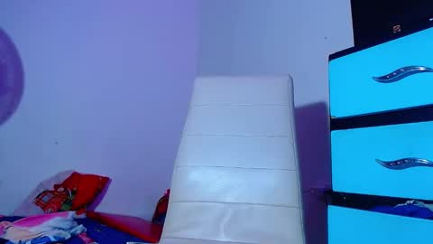 Snapshot of phoenixgnz08 chatting on 12-15-24, 09:03 AdnierGnz online show from 12-15-24, 09:03