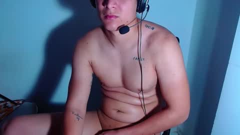 Snapshot of phoenixgnz08 chatting on 12-23-24, 12:19 AdnierGnz online show from 12-23-24, 12:19
