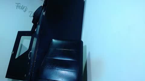 Snapshot of phoenixgnz08 chatting on 03-05-25, 12:11 AdnierGnz online show from 03-05-25, 12:11