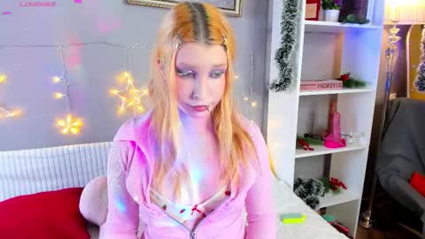 Phoenixvale Pls follow me online show from 01-16-26, 02:43