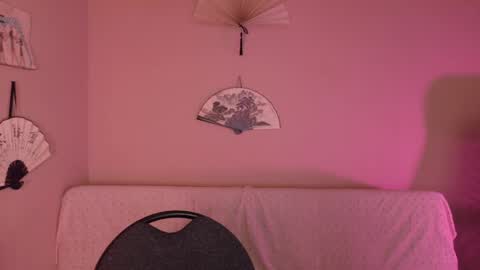 phoenixx_x online show from 06-04-26, 12:33