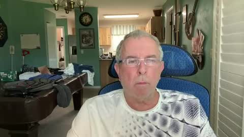 Snapshot of photobilly22 chatting on 07-03-26, 05:30 photobilly22 online show from 07-03-26, 05:30