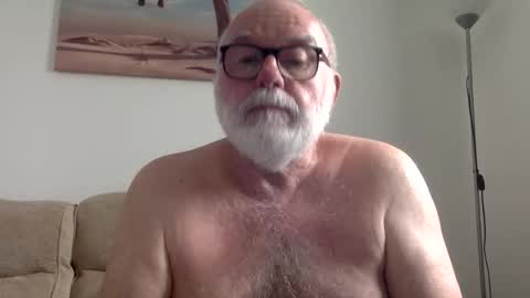 Snapshot of phozzagain chatting on 06-01-26, 01:46 phozzagain online show from 06-01-26, 01:46