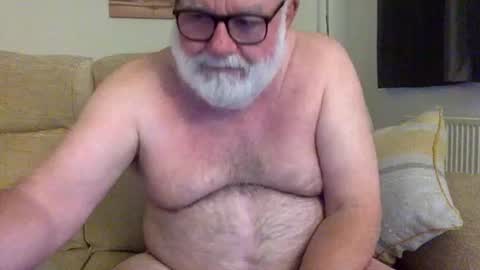Snapshot of phozzagain chatting on 06-14-26, 04:03 phozzagain online show from 06-14-26, 04:03