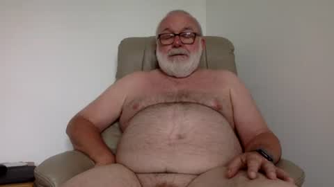 Snapshot of phozzagain chatting on 06-17-26, 02:51 phozzagain online show from 06-17-26, 02:51