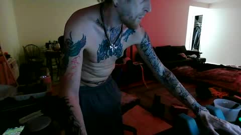 Snapshot of phrostdd chatting on 07-06-26, 01:46 FrankenDaddy online show from 07-06-26, 01:46