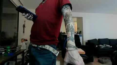 Snapshot of phrostdd chatting on 07-08-26, 02:27 FrankenDaddy online show from 07-08-26, 02:27