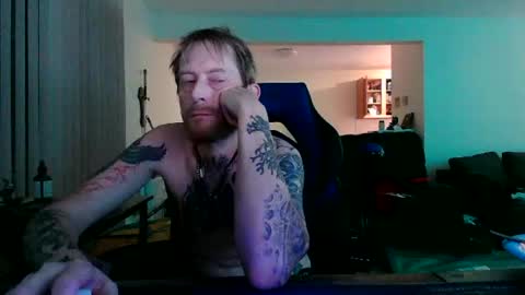 Snapshot of phrostdd chatting on 07-22-26, 01:41 FrankenDaddy online show from 07-22-26, 01:41