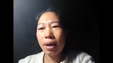Snapshot of phuong_vietnam chatting on 03-15-26, 11:00 phuong_vietnam online show from 03-15-26, 11:00
