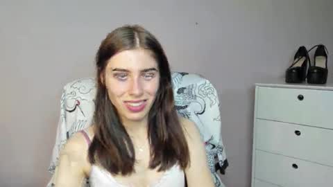 Snapshot of pia_desire chatting on 10-23-25, 01:54 P I A online show from 10-23-25, 01:54