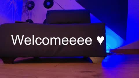    Special Couple Show - WELCOME TO XMAS   5 and 6 December  - 2 at 8 pm COL hour online show from 10-19-25, 02:23