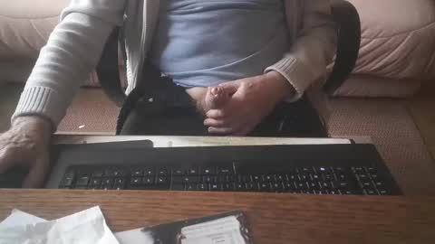 piavola online show from 05-05-26, 10:56
