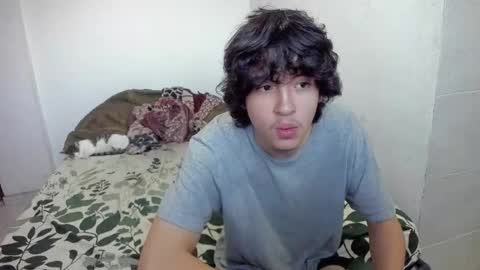 picaszomilos350 online show from 11-21-25, 11:20